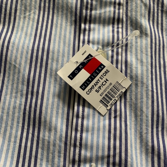 NWT Tommy Hilfiger Long Sleeve Dress Shirt - Picture 3 of 7